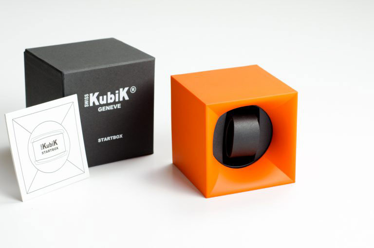 SK01.STB.010 Шкатулка SwissKubik из коллекции StartBox для 1 часов автоподзаводом. Корпус из пластика оранжевого цвета